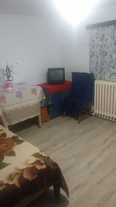 Garsoniera la casă,de închiriat