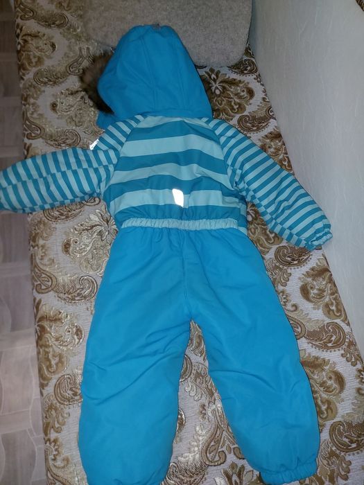 Продам детский зимний комбинезон