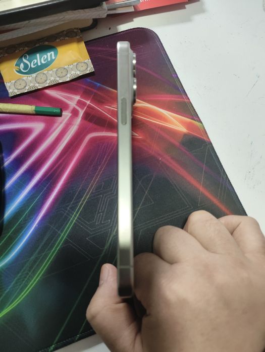 Iphone 15 pro max 256gb сотилади