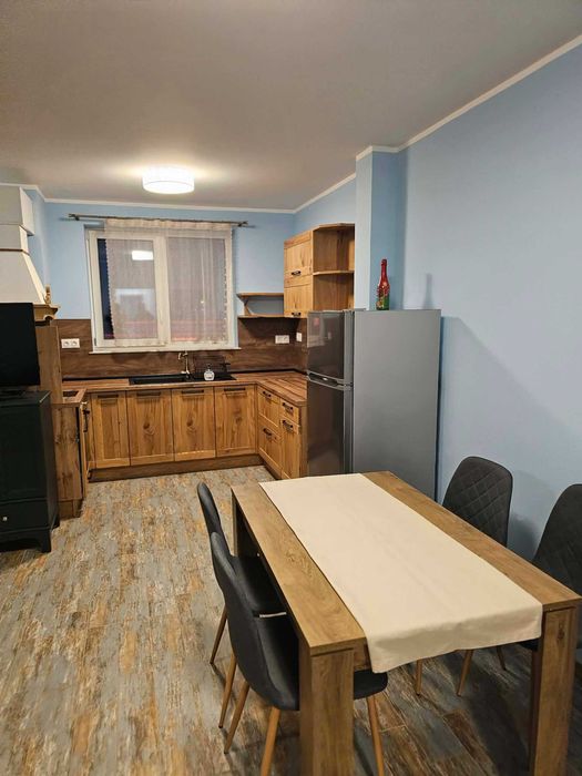 Дава се под наем Тристаен апартамент в София, Люлин - център - 100 кв.м за 747.66 € - Снимка #1