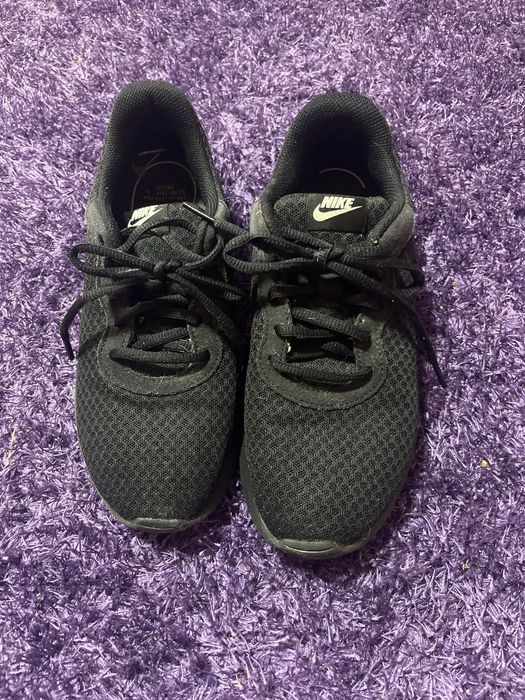 Papuci nike purtati o singura data