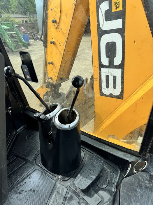 Buldoexcavator JCB 3 CX