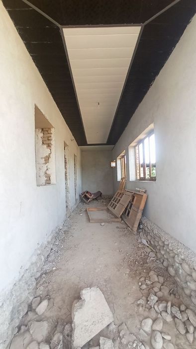 3 хонали ховли уй сотилади