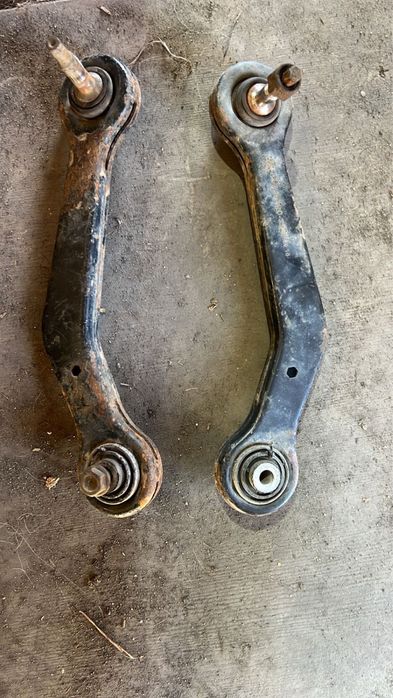 Запчасти на BMW e38