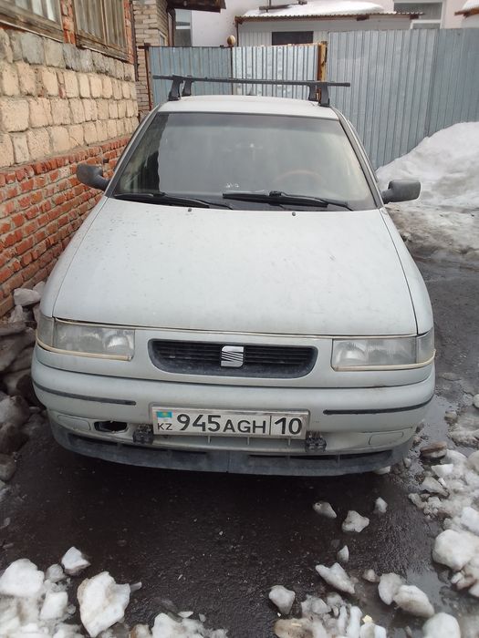 Продам машину сеат талето