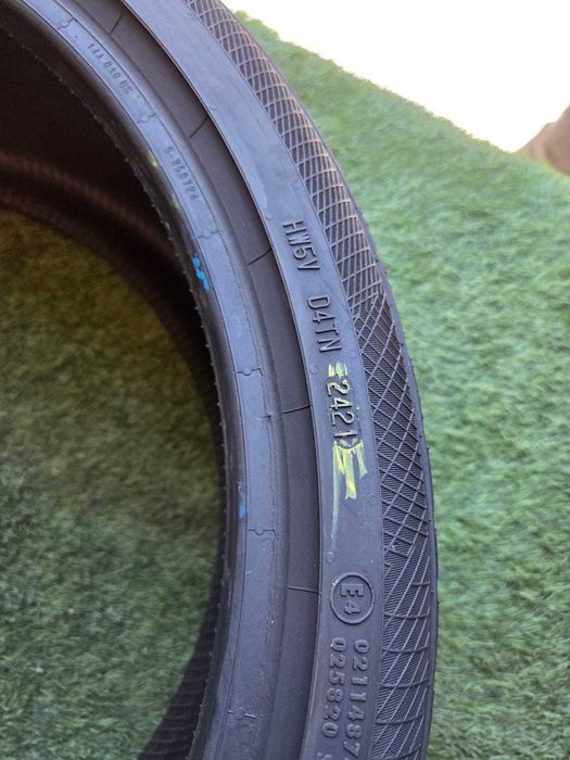 255 35 20 pirelli