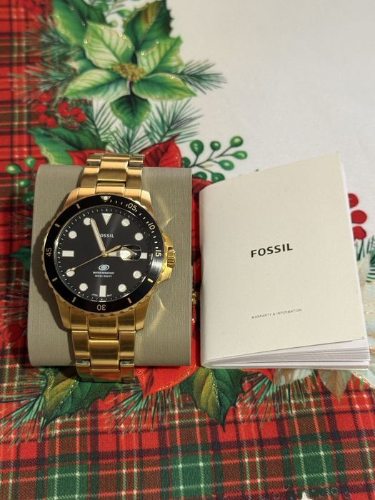 Ceas Fossil - Culoare Aurie