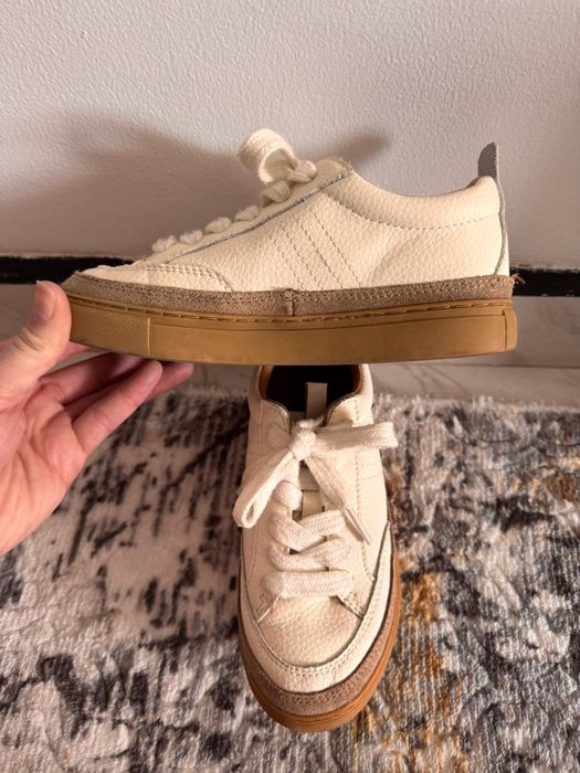 Детски обувки Цена 15 €