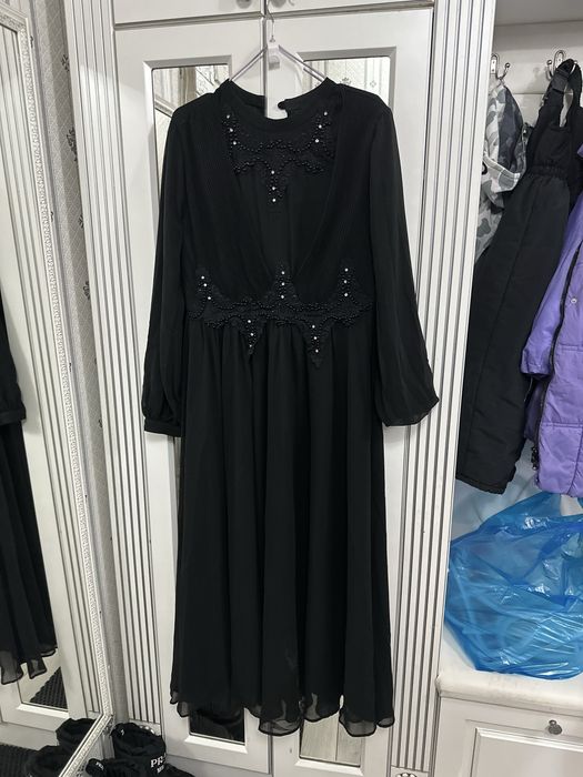 Продам платья размер 50