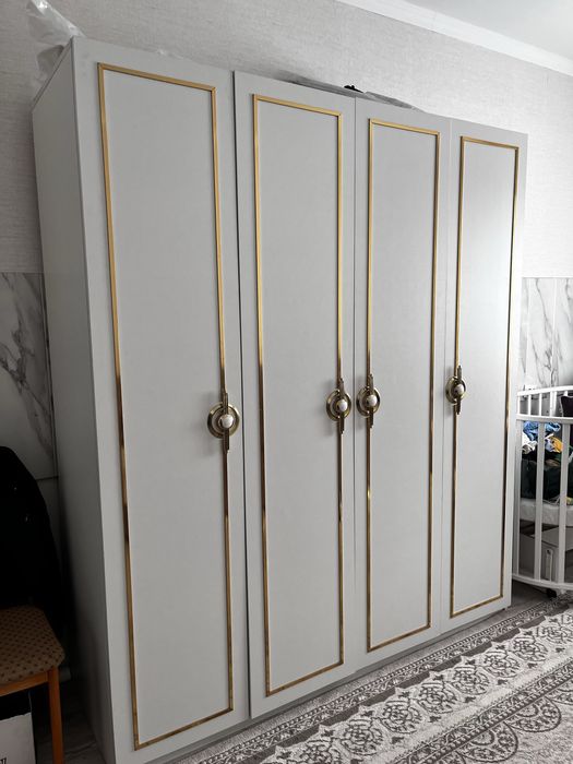 Продам шкаф новый