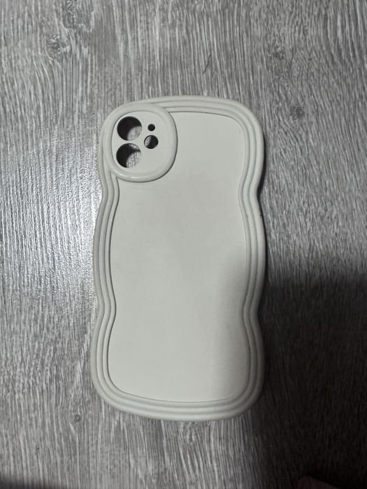 Чехлы на 11 айфон