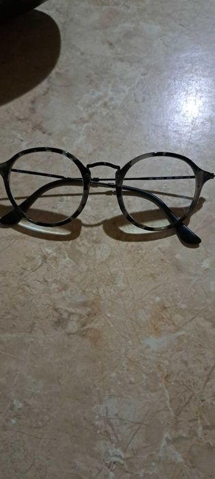 Очила с фотосоларни стъкла +0.75 междузенично разстояние 66