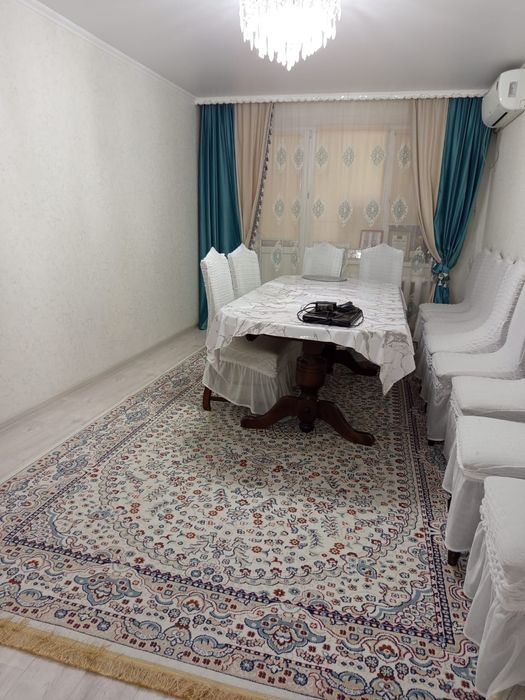 Продам 4 комнатную квартиру.