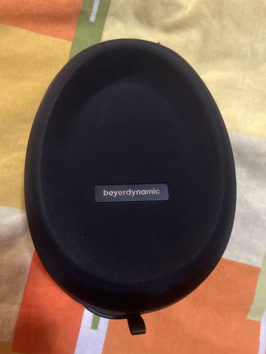 Beyerdinamic DT990 PRO