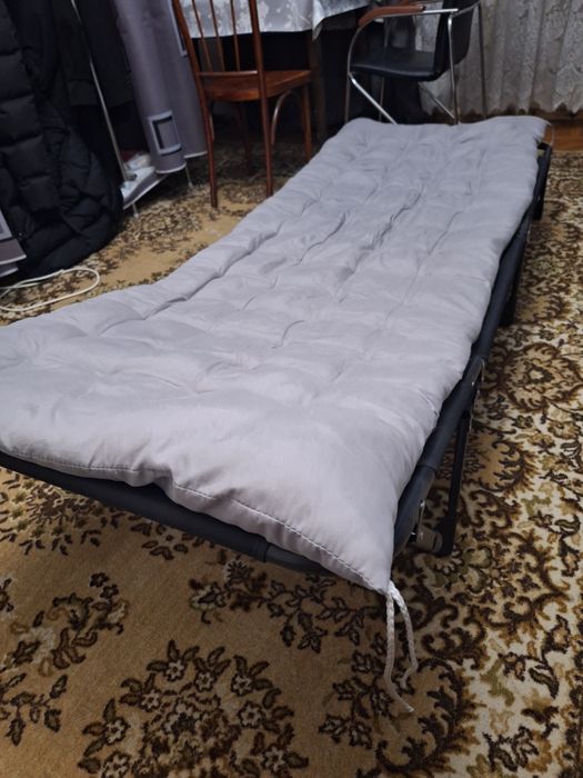 Продам раскладушку с матрасом.