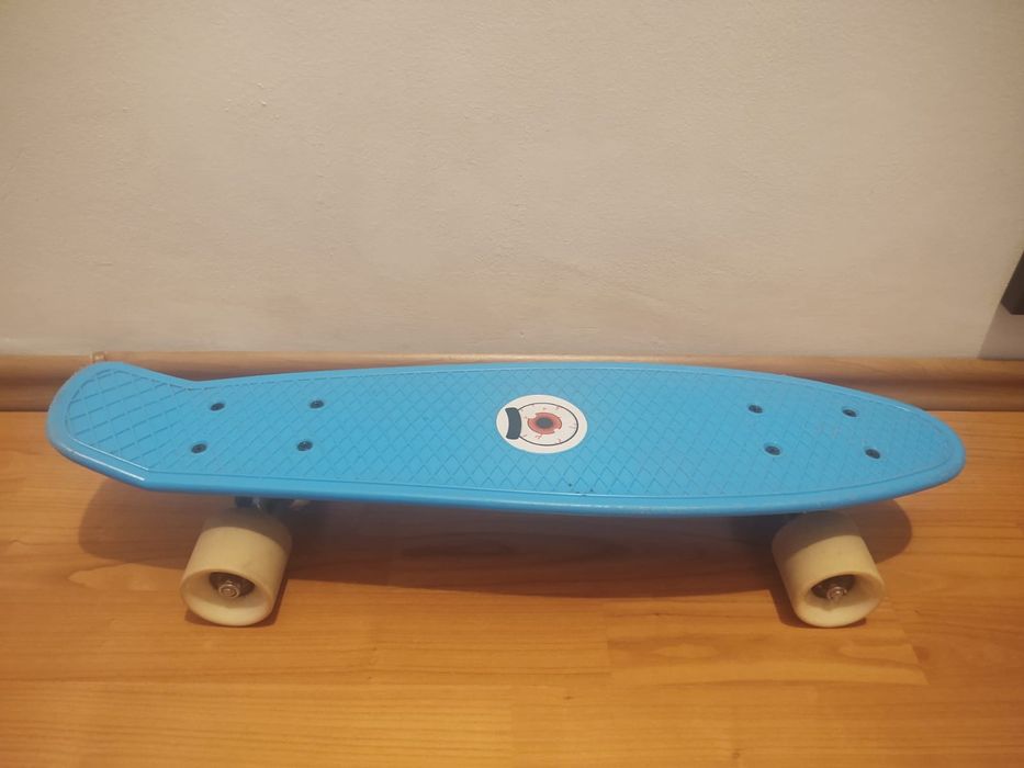 Vând skate junior plastic blues Decathlon