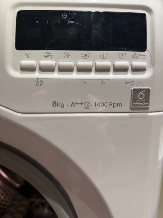 Продаётся стиральная машина Whirlpool 8 кг