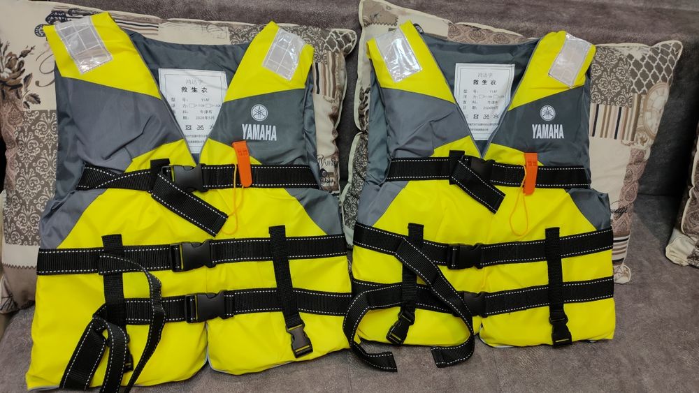 Спасательные жилеты