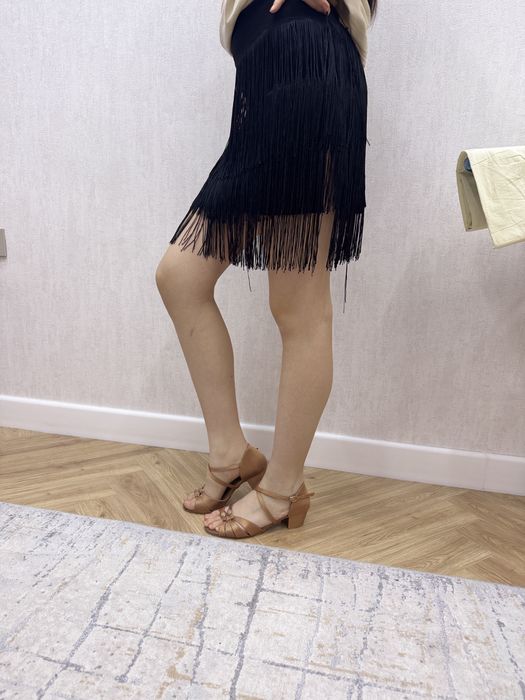 Юбка и туфли для танца