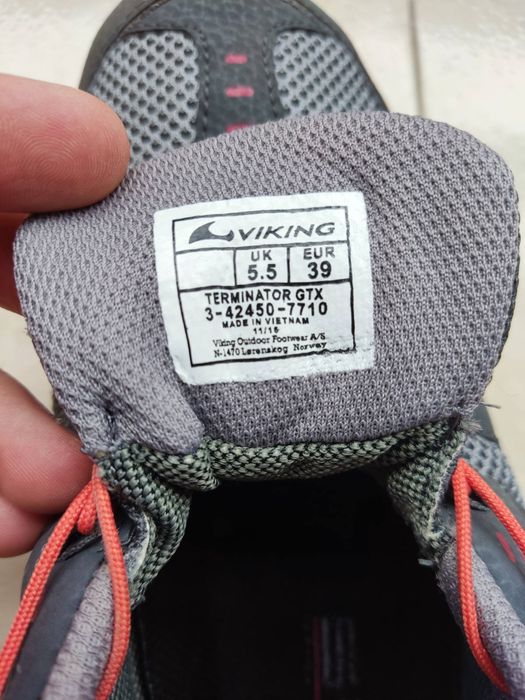 Туристически обувки номер 39