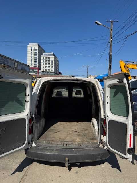 Vand VW Caddy Maxi 2.0TDCI 140CP 2013