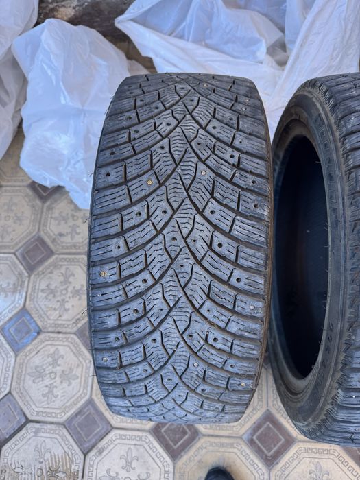 Шины зимние 235/45/18