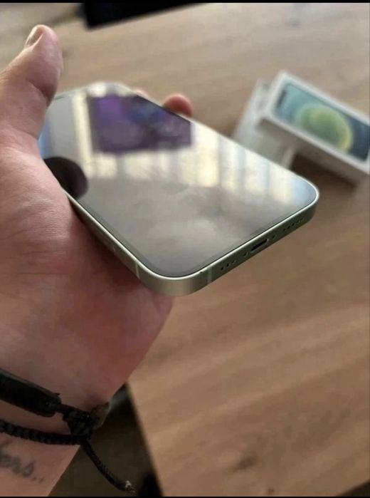 Iphone 12 64 gb 78% sanatatea bateriei