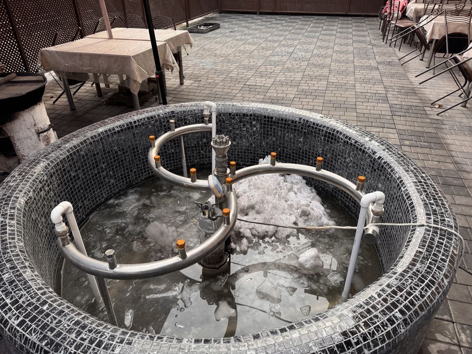 продается фонтан, конструкция из нержавейки, б/у в рабочем состаянии