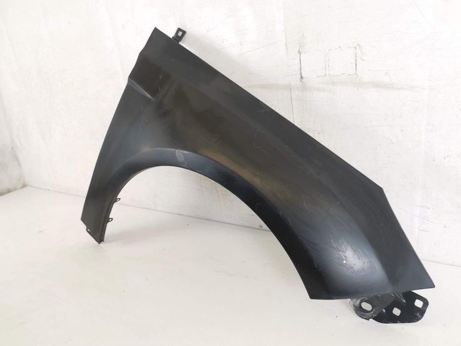 Десен преден калник / Desen preden kalnik Ford Focus 3 [ - ], Focus 3