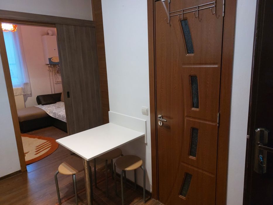 Garsoniera de vânzare