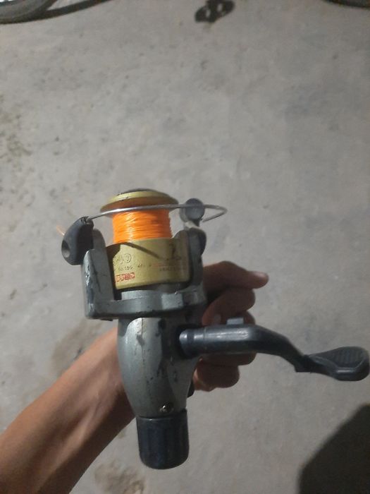 Продам катушку кобра с леской