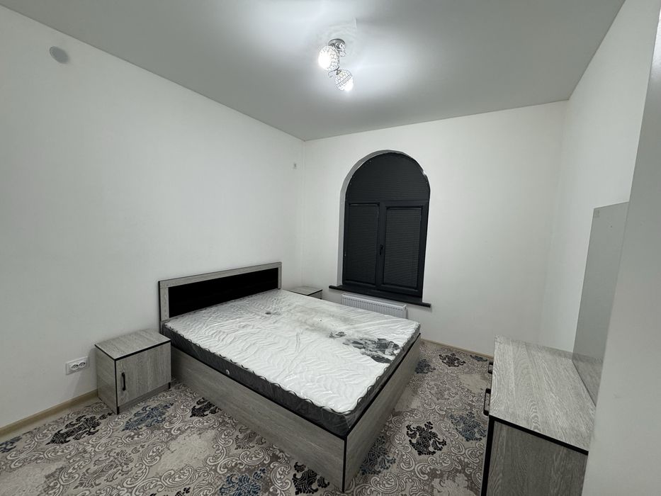 Assalom havo 2 da 3 xonali novostroyka kvartira sotiladi. Uzimniki