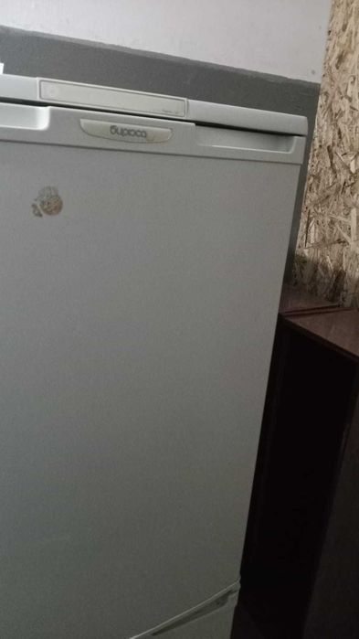 Холодильник Бирюса,Двухкамерный