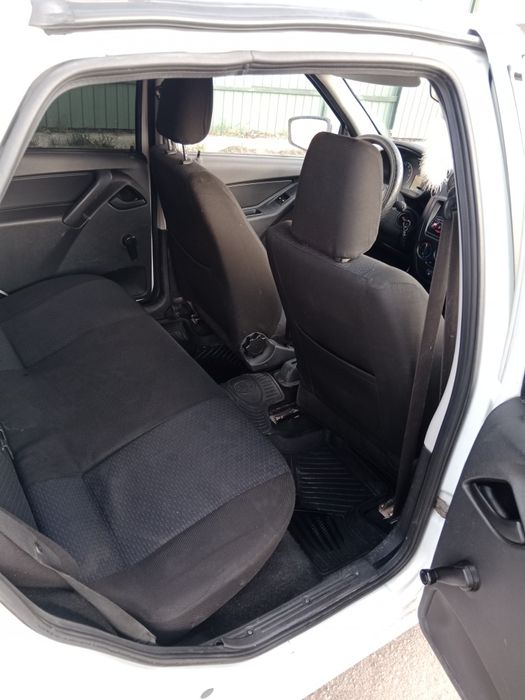 Продам Лада Гранта рестайлинг 2012год