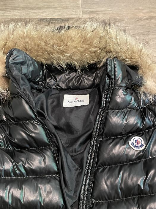 geaca moncler.