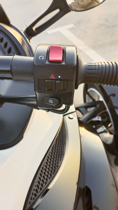 Продаю трицыкл BRP 2009