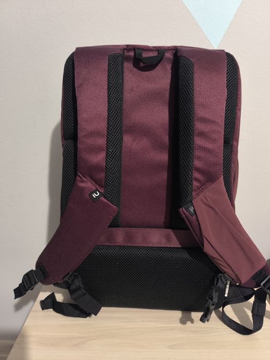 Раница за преходи  QUECHUA NH100 Escape 23л.