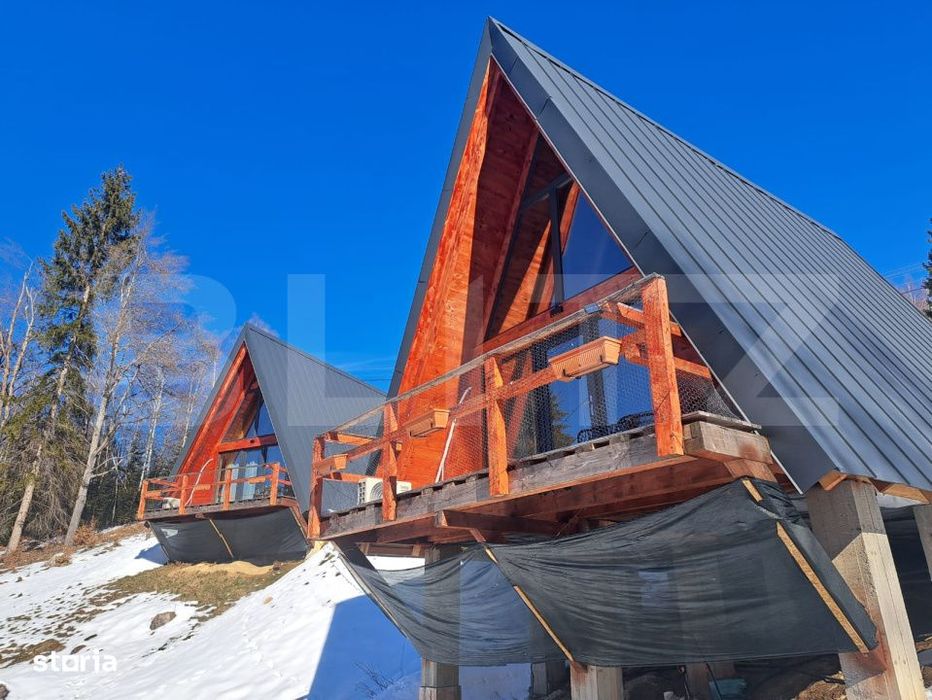 Oportunitate de investitie – 3 Cabane A-Frame la cheie in Moieciu
