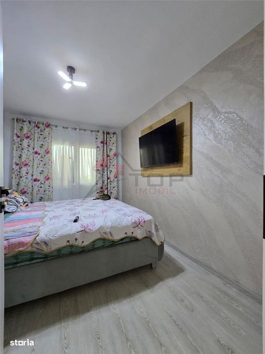 Etaj 2 - Lunca Cetatuii 4 camere decomandat cu 2 bai, bloc din ''97
