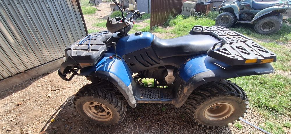 Vând Atv linhai 300 4x4