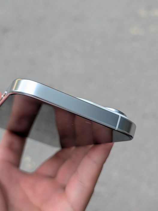 iPhone 16 pro 256 white/белый
