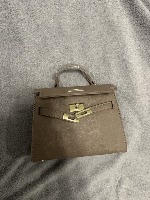 Кожена чанта тип mini k*lly