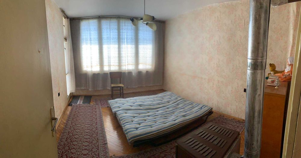 Продава се Четиристаен апартамент в Попово - 114 кв.м за 403 €/кв.м - Снимка #3