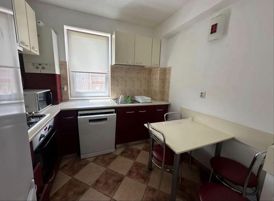Inchiriez ap cu 3 camere