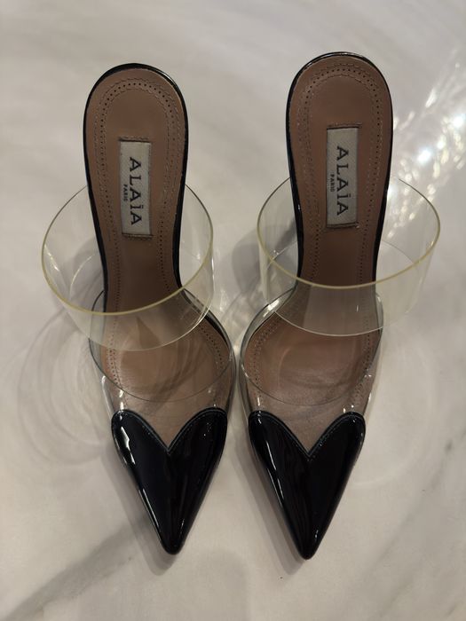 Обувки      ALAiA