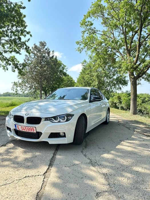 Vând BMW F30 2013
