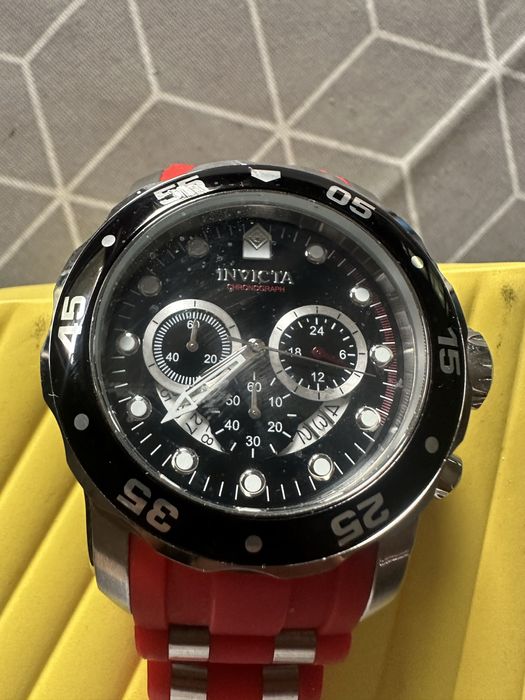 Часовник INVICTA Pro Diver 34009