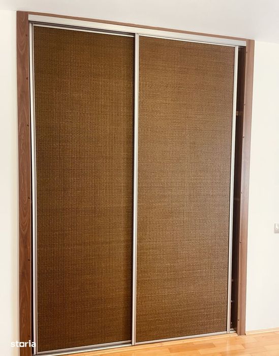 Apartament 3 camere 100mp, 2 bai, terasa, parcare, zona Grand Hotel It