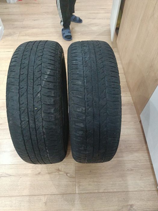 Продам шины 2штуки бу