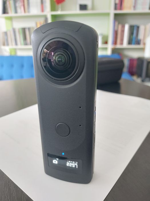 Ricoh Theta Z1 360° – Cameră profesională aproape nouă
